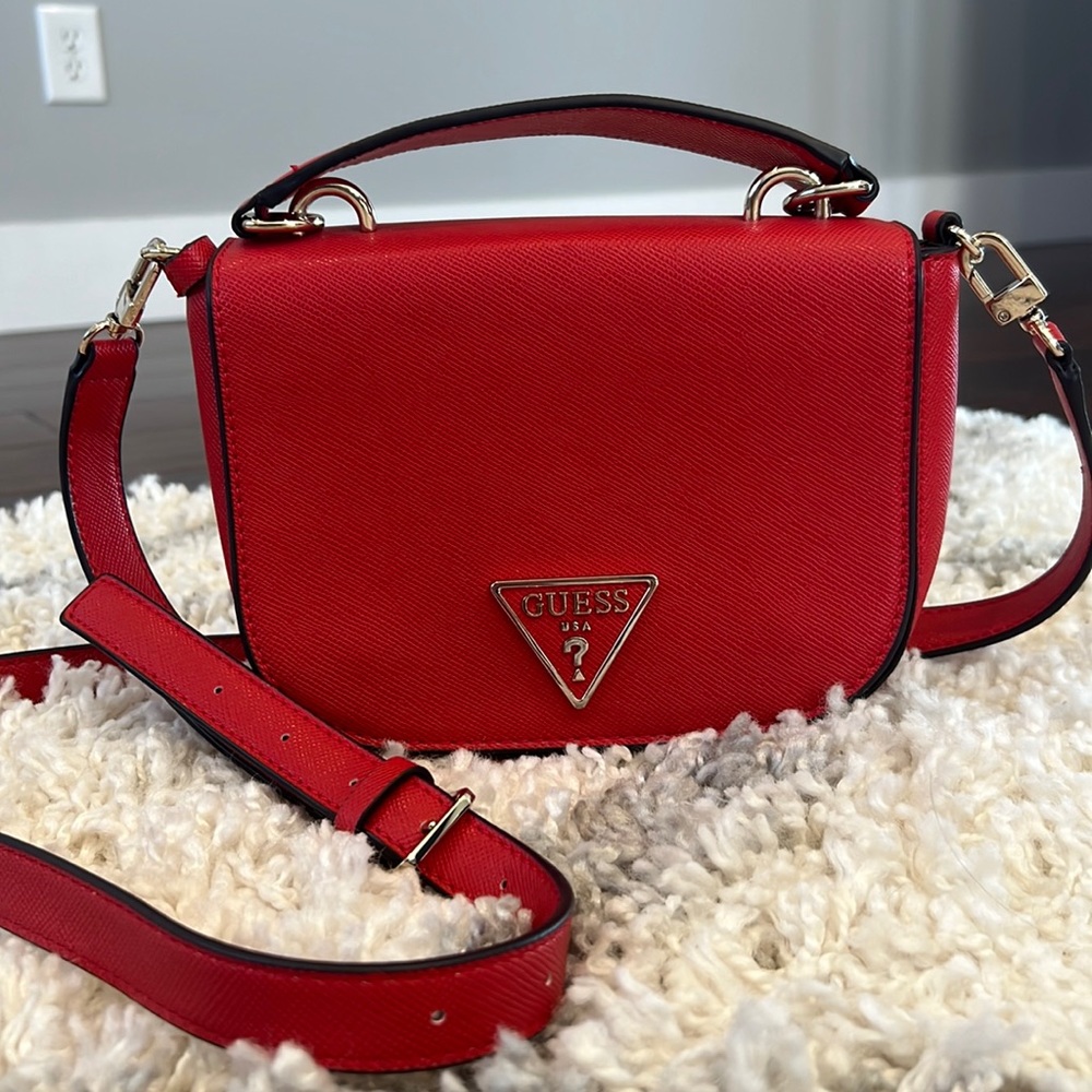 GUESS small crossbody handbag